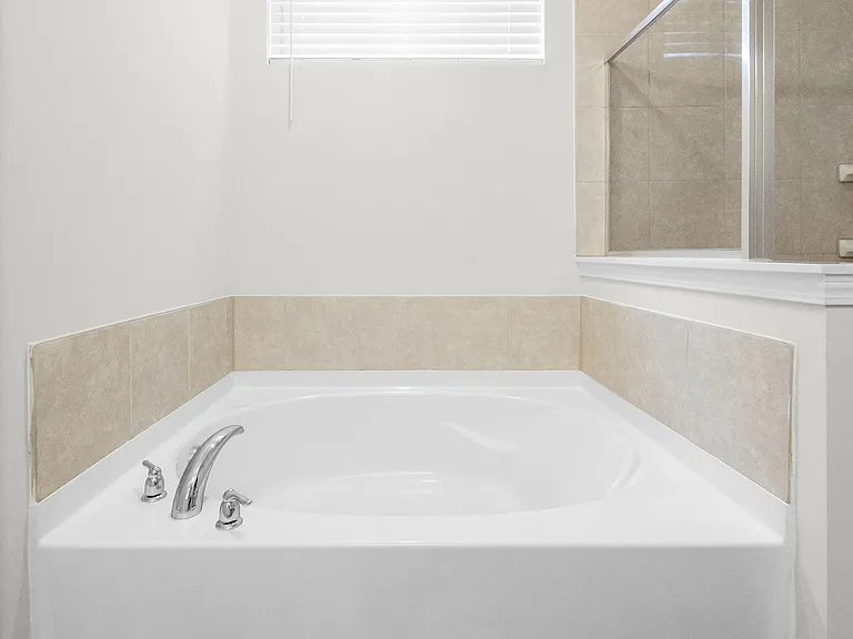 6023 Walkers Run Dr — Photo 28