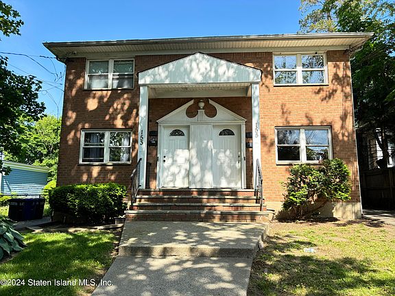 3rd image of 155 Clinton Ave