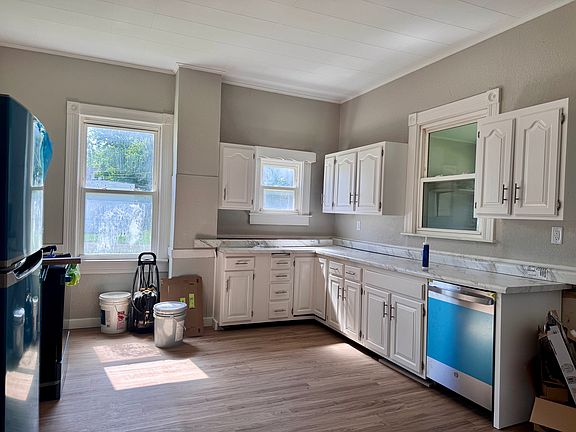 5th image of 1701 Bunn St