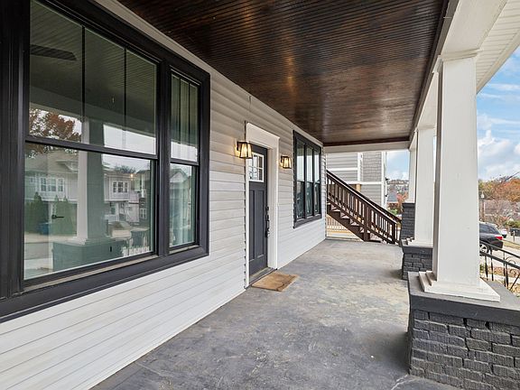 4th image of 1002 Spain Ave #A