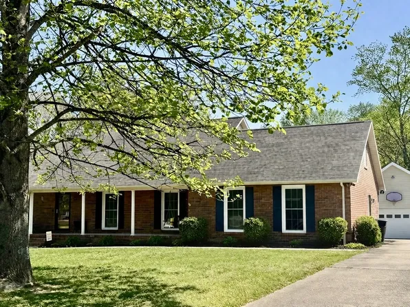 105 Safley Ct, Tullahoma, TN 37388