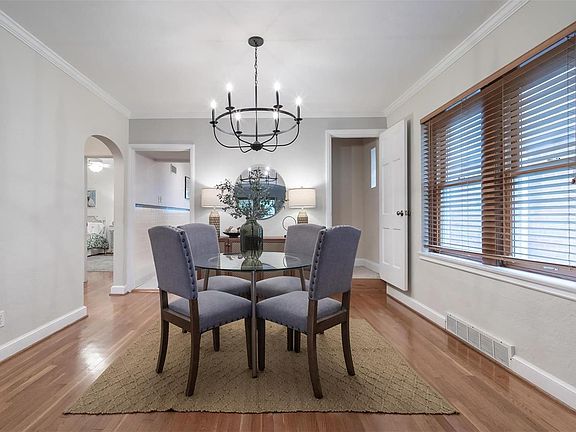 5th image of 5851 Loran Ave