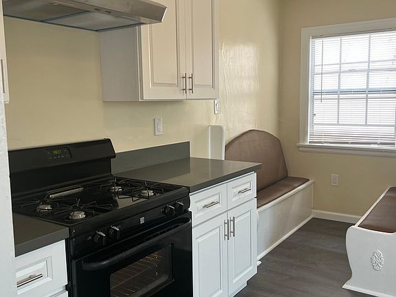 5th image of 1536 W 170th St