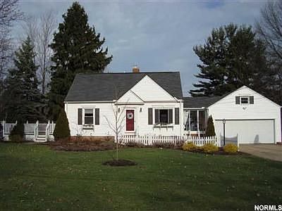 1st image of 5495 Eastview Dr