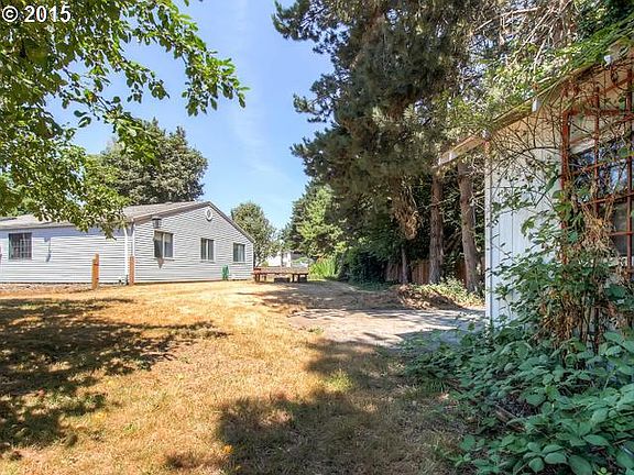 3rd image of 4001 NE 141st Ave