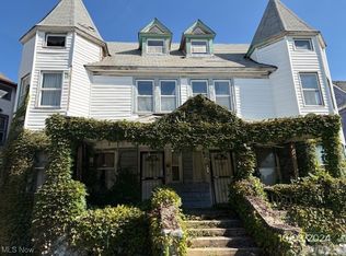 1737 Lakefront Ave, East Cleveland, OH 44112