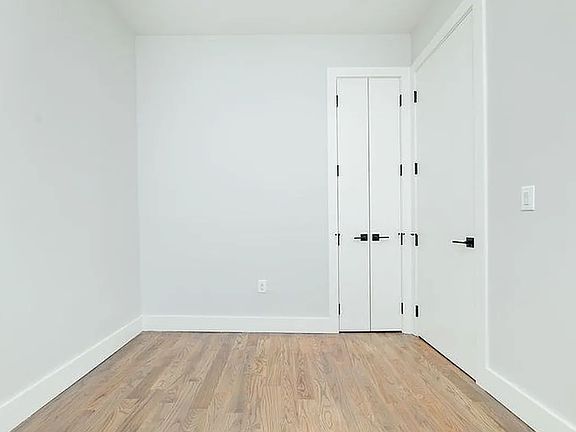 4th image of 411 Chauncey St #2O