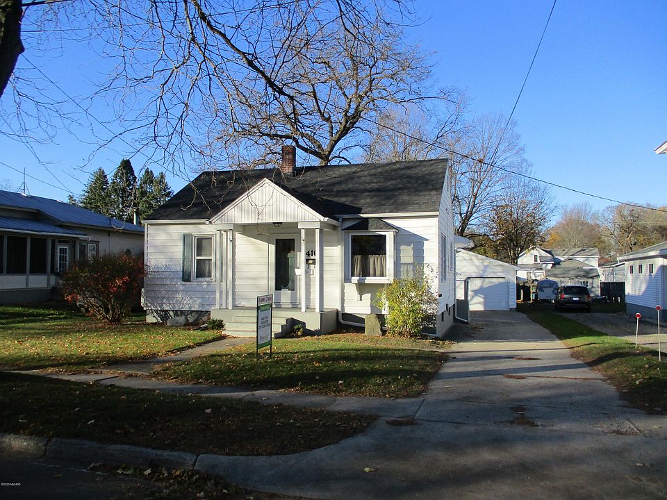 1st image of 416 W Grove St