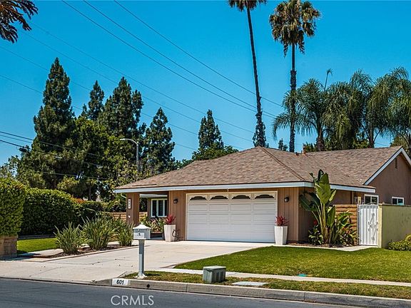 3rd image of 601 Jasmine Cir