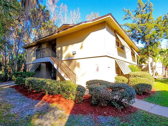 2nd image of 110 Cypress Woods Ct APT 9D