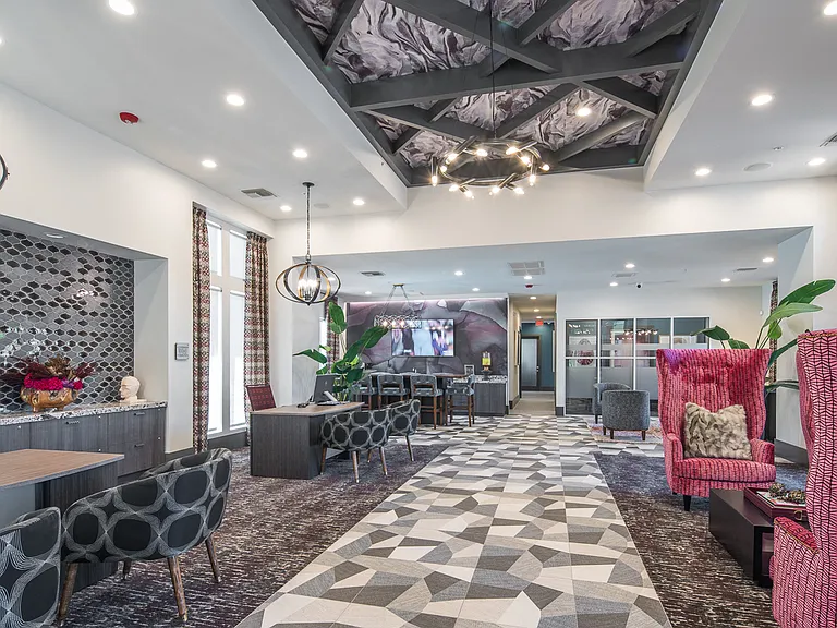 Elegant and Upscale Decor