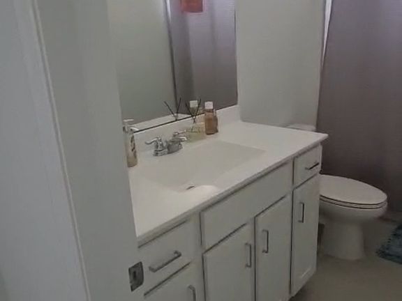 5th image of 4620 Hollister Ave