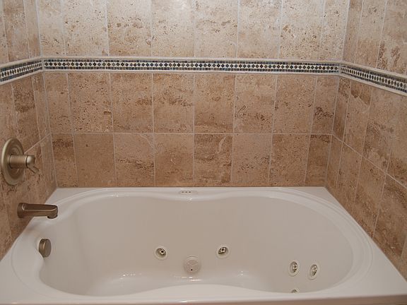 5th image of 1016 Baydon Ln