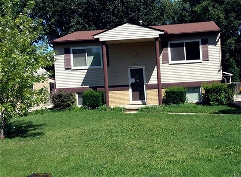 2nd image of 39664 Chart St