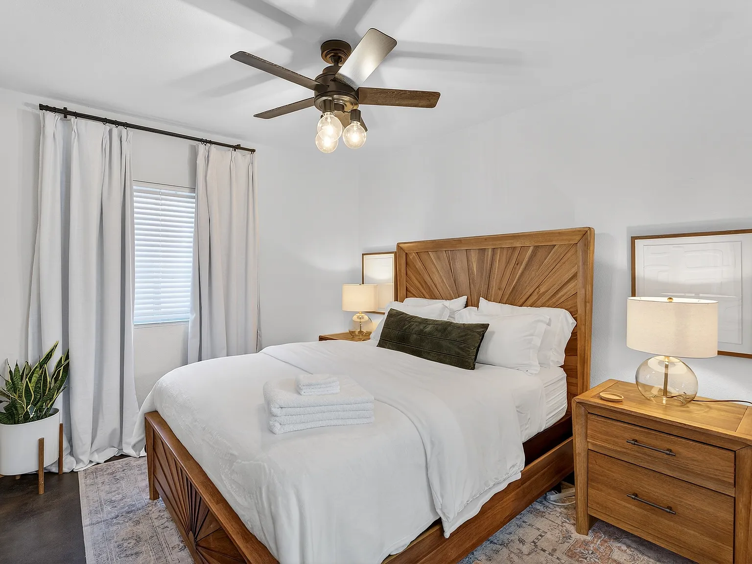 1 bed, 500 sqft, $2,200 — Photo 2