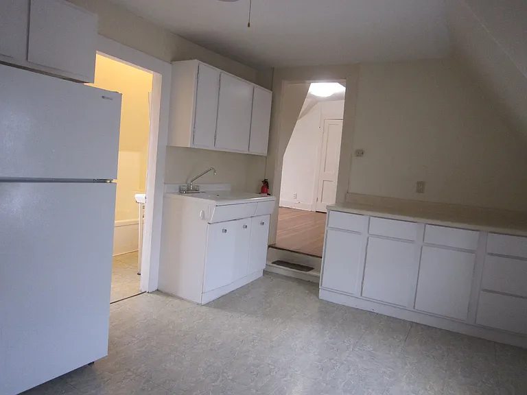 16 Myrtle St #1 — Photo 9