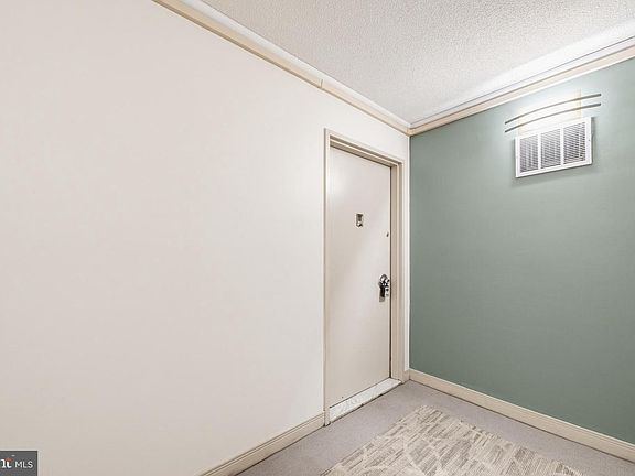 4th image of 4600 S Four Mile Run Dr APT 225