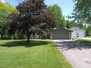 2136 S Julian Dr, Warsaw, IN