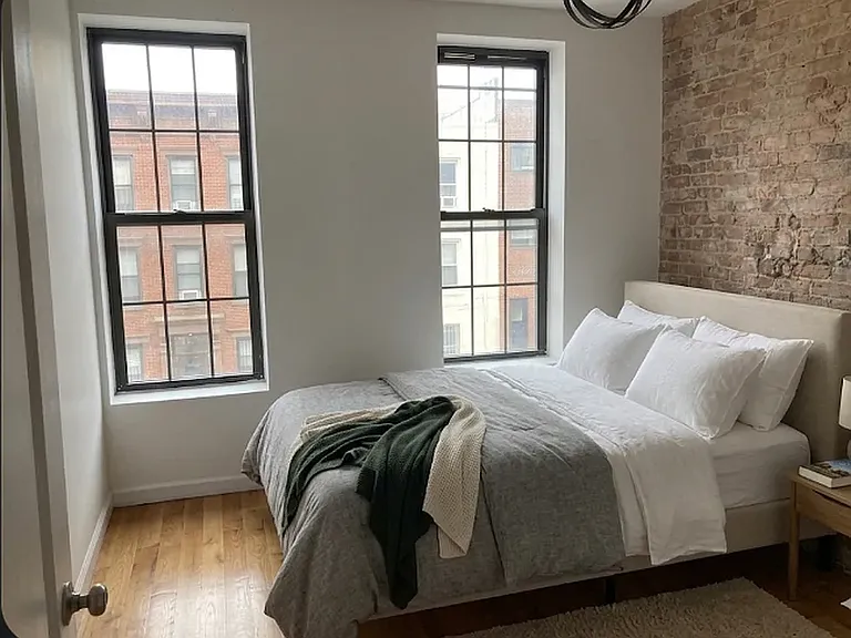 2366 Pacific St #3F — Photo 4