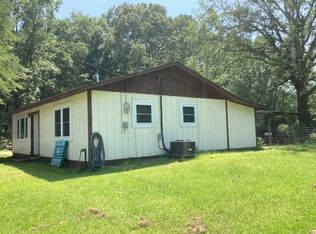 500 Railroad St, Blevins, AR 71825