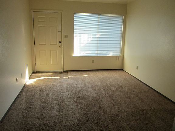 3rd image of 1097 N Olive Ave APT 2