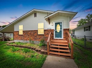 137 1st St, Old Monroe, MO 63369