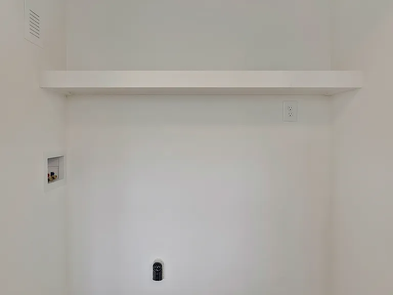 1215 Greenwood Ct #A — Photo 16
