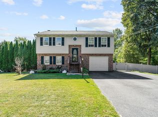 62 N Amherst Ave, Schenectady, NY 12304