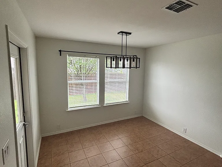 128 Cookston Ln — Photo 5