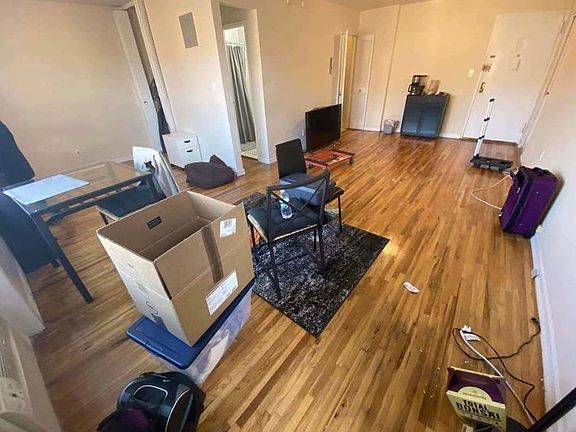 4th image of 110-48 72nd Ave #2EE