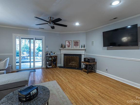 5th image of 9108 Nolley Ct