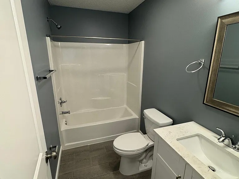 3025 NW Magnolia Ave — Photo 5