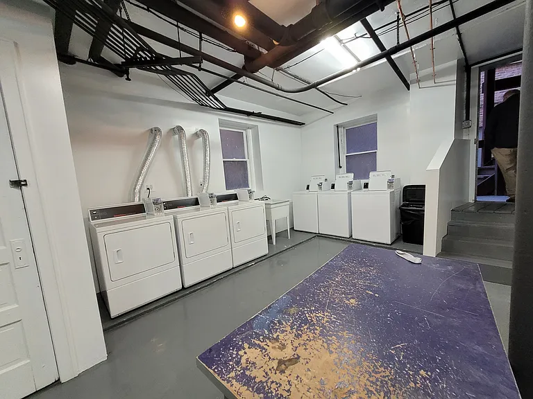 1233 W Chase Ave #3 — Photo 7