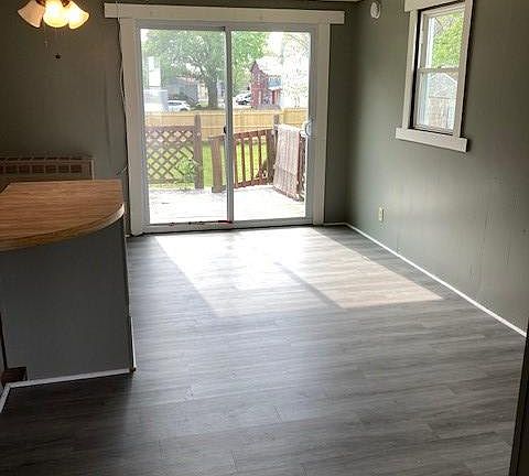 standing mid-room in the efficiency