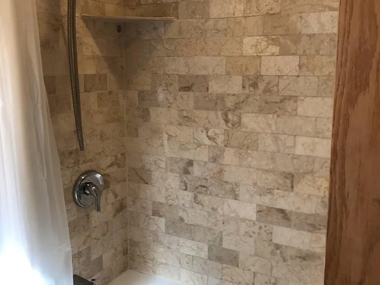 beautiful tile work in master bath.