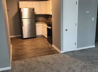 97 East Broadway, Derry, NH 03038