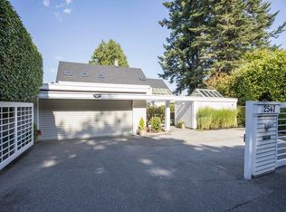 2547 Crescent Dr, Surrey, BC V4A 3J9