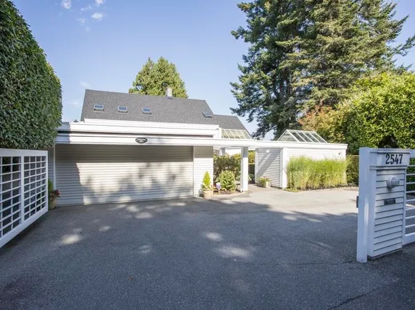 2547 Crescent Dr, Surrey, BC V4A 3J9