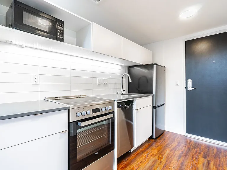 Thomas Street Lofts — Photo 21