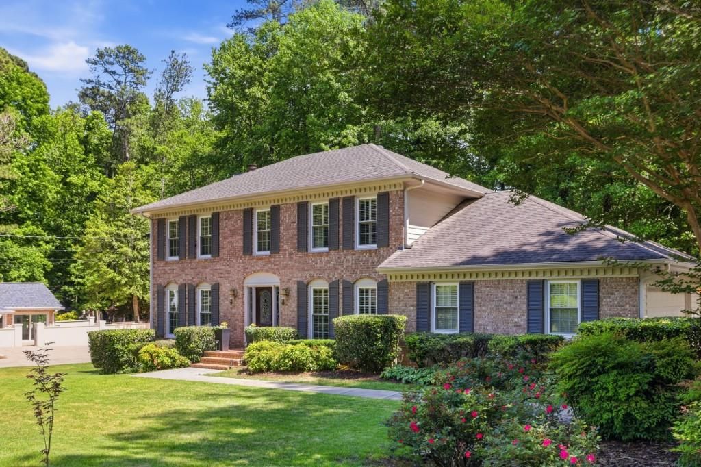 250 Hollyridge Way, Roswell, GA - View 2