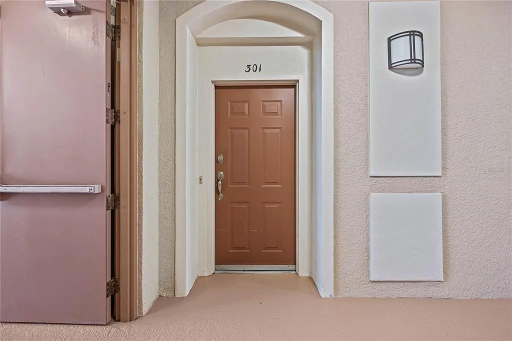 3 bed, 2.0 bath, 1248 sqft, $1,750 — Photo 3