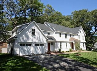 10 College Rd, Wellesley, MA 02482