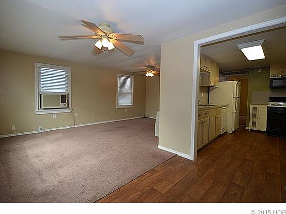 4th image of 709 E Jefferson Ave