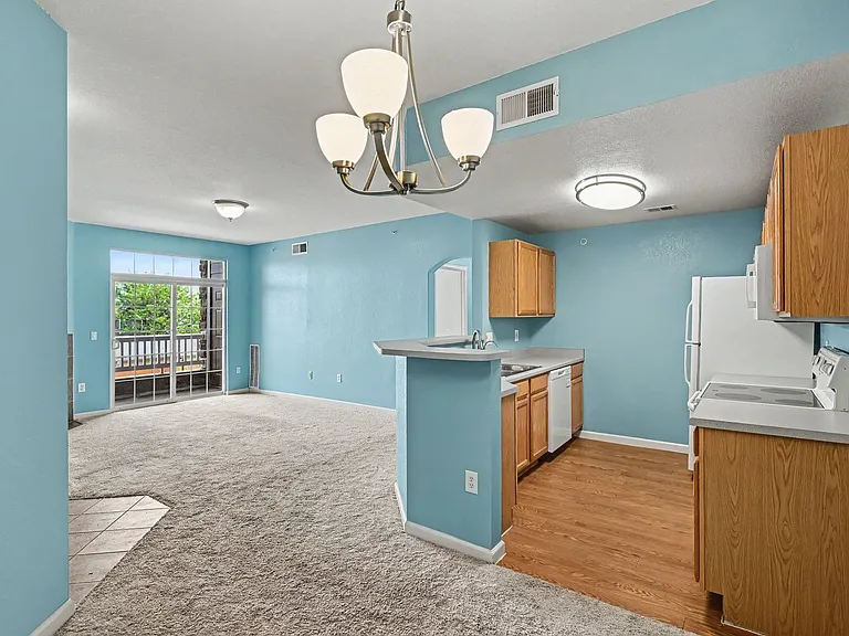 7440 S Blackhawk St #3204 — Photo 7