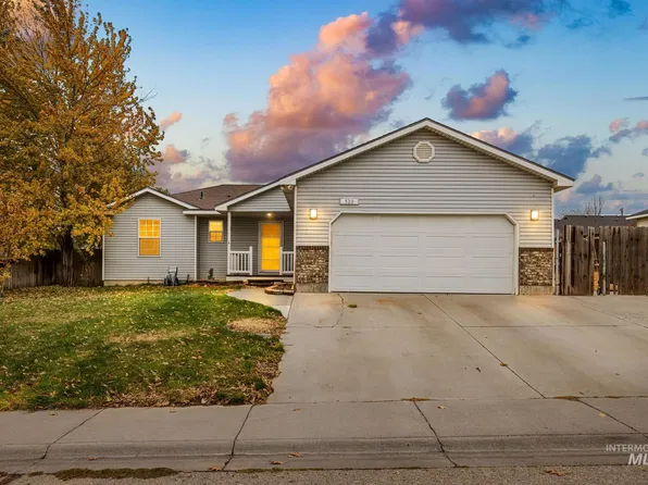 520 Kyle St, Mountain Home, ID 83647
