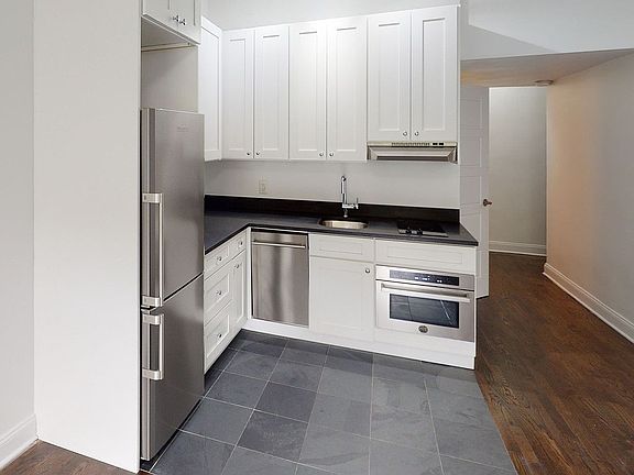 4th image of 160 W 71st St APT 3F