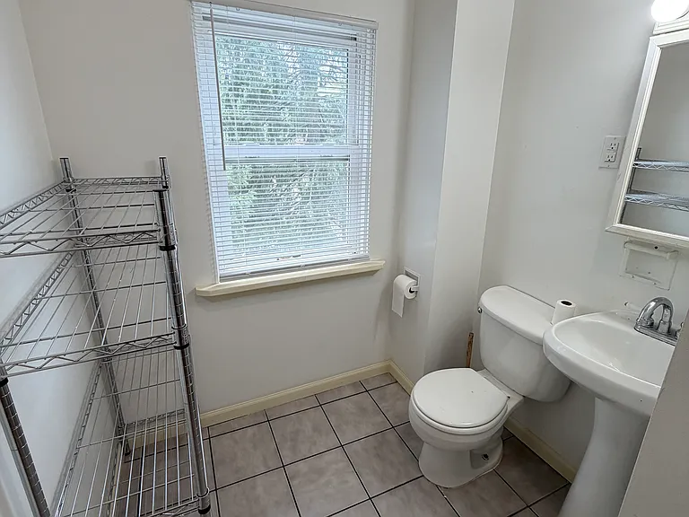 1412 Main St #2 — Photo 21