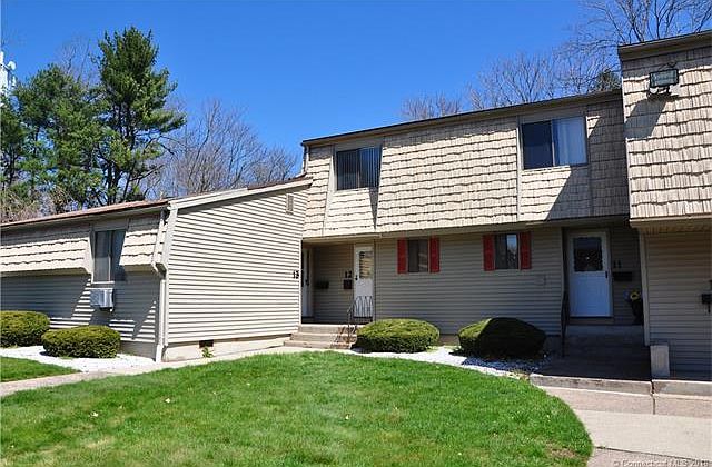 1st image of 11 Locust Cir