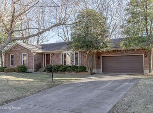 7202 Ben Franklin Ct, Louisville, KY 40214