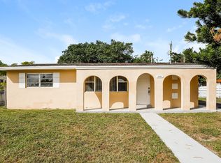 18802 NW 42nd Ct, Miami Gardens, FL 33055